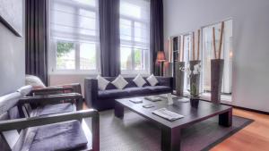 Saint James,Mons>>Casteau,3 star