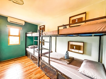 outpost hostel coron adults only