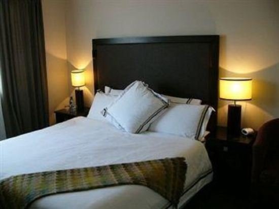 lake lodge bandb rotorua adults only