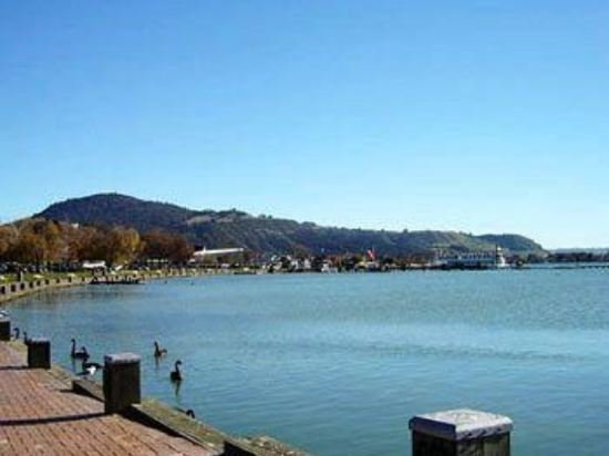 lake lodge bandb rotorua adults only