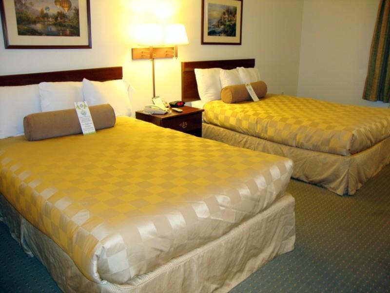 red roof inn and suites biloxi