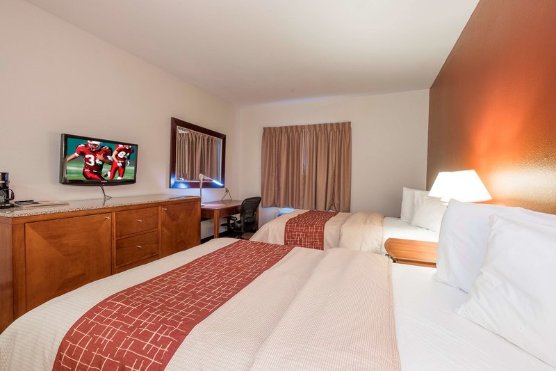 red roof inn and suites biloxi