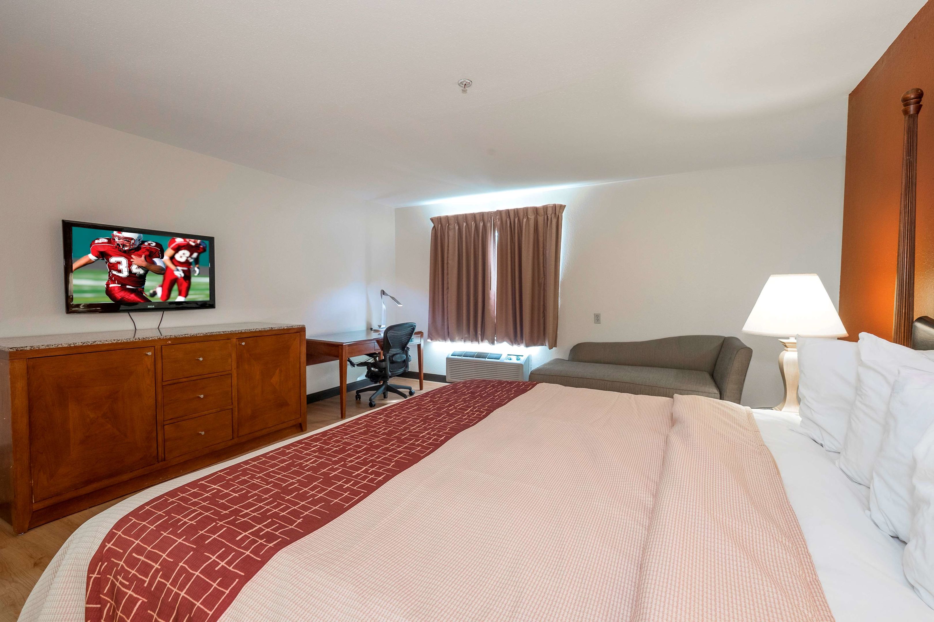 red roof inn and suites biloxi