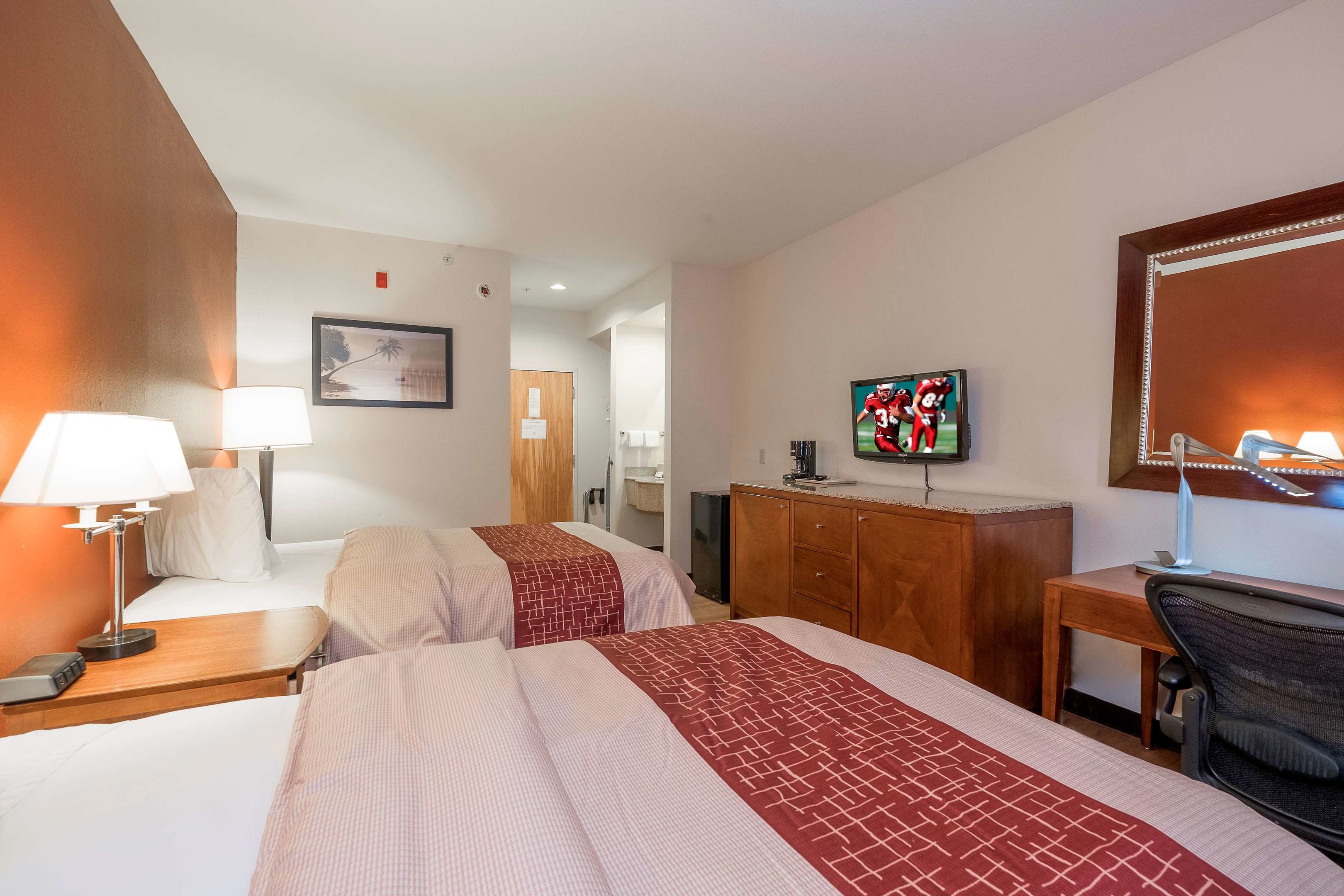 red roof inn and suites biloxi