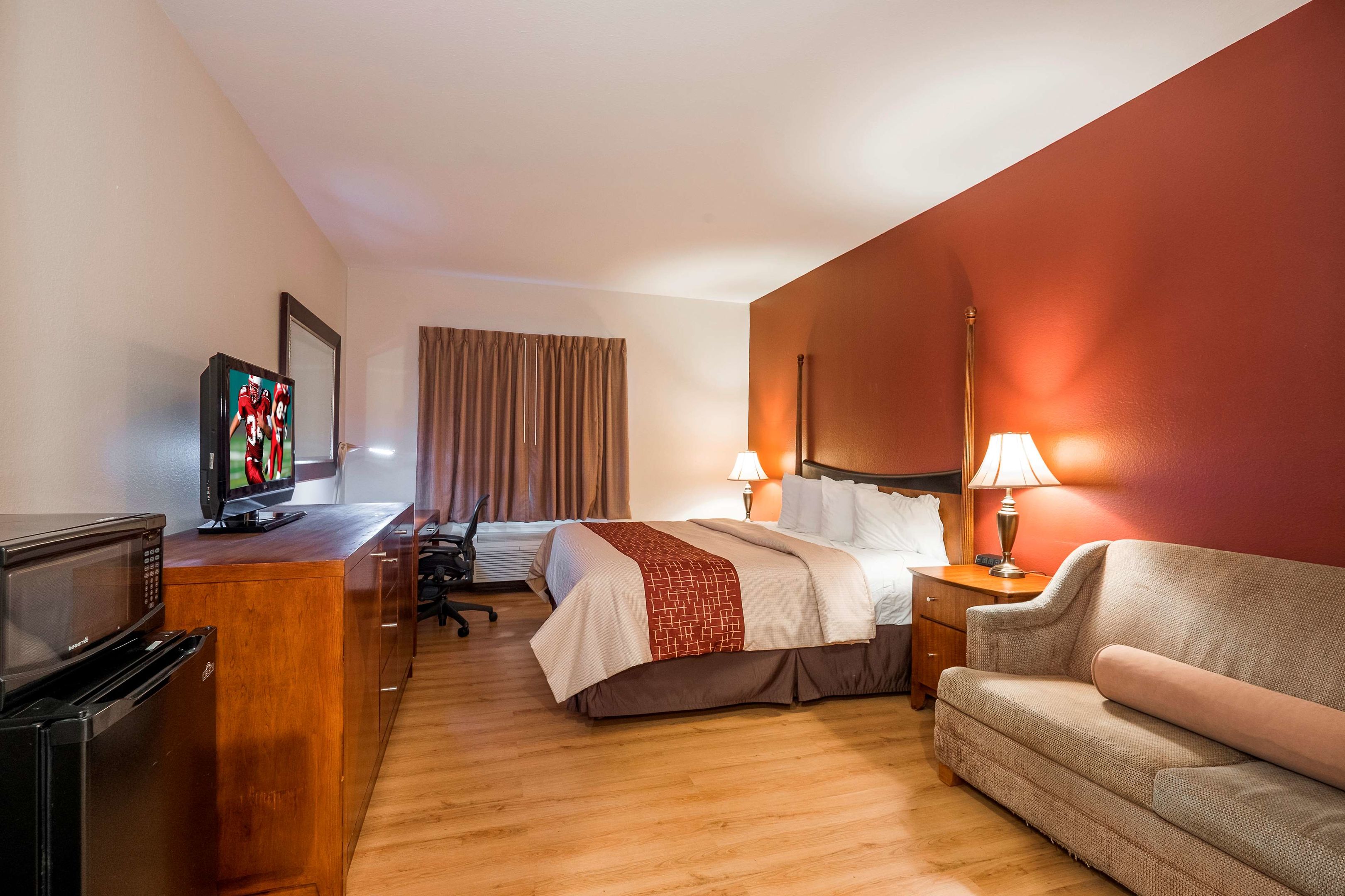 red roof inn and suites biloxi