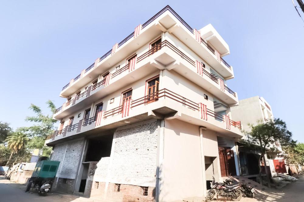 hotel o the velvet chinhat tiraha