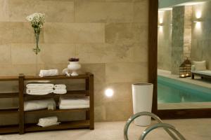 awwa suites and spa