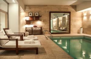 awwa suites and spa