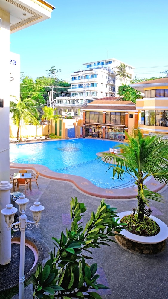 boracay holiday resort