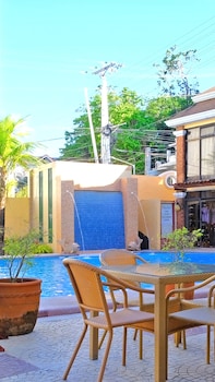 boracay holiday resort