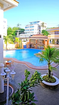 boracay holiday resort