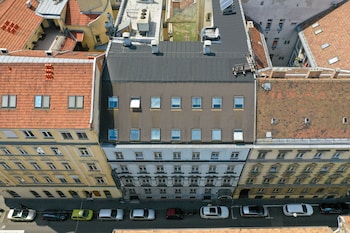 mp hostel budapest