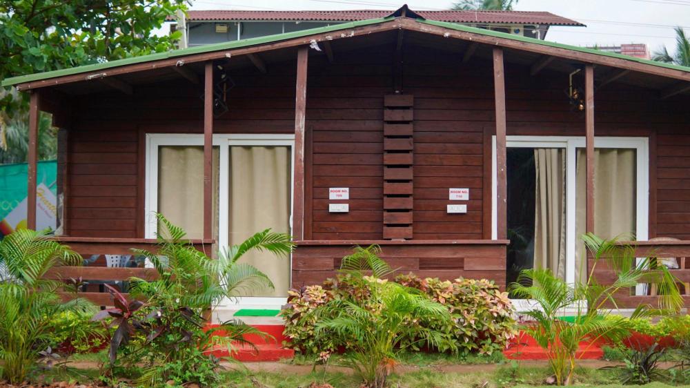 arambol lake resort