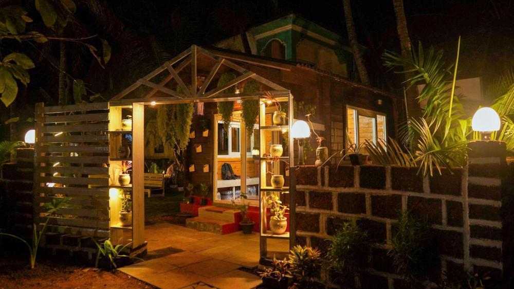 arambol lake resort