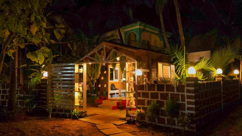 arambol lake resort