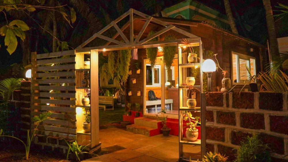 arambol lake resort