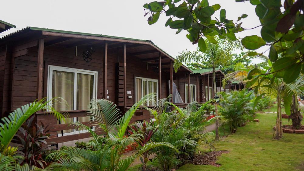 arambol lake resort