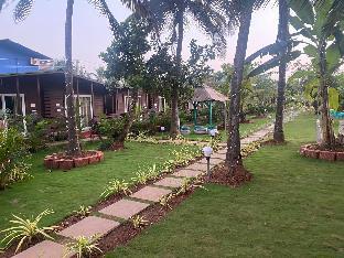 Arambol Lake Resort,Benaulim,3 star