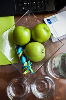 Holiday Inn Express Toulouse Airport By Ihg,Montpellier>>Blagnac,3 star