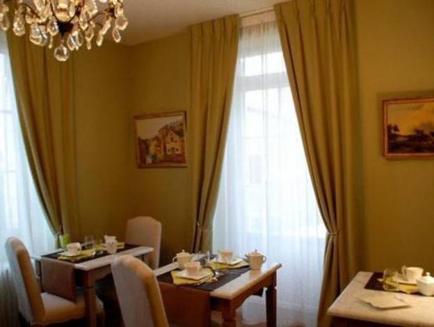 rollan de by hotel