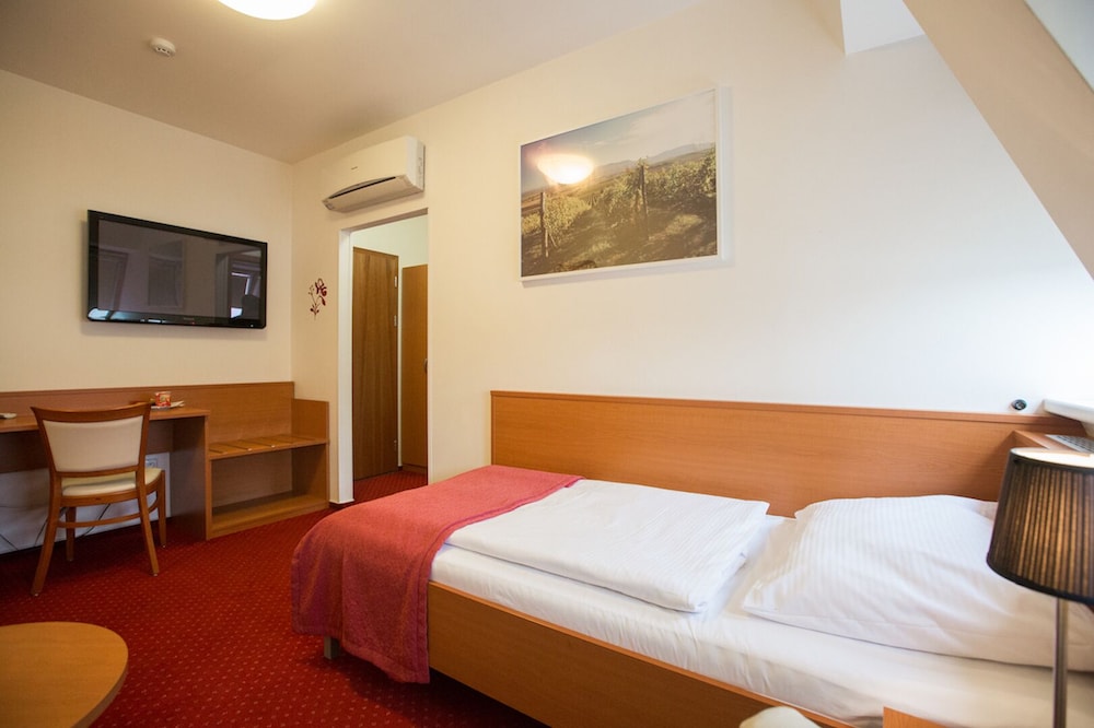 wine wellness hotel amande