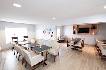 Holiday Inn Express Alpharetta - Roswell By Ihg,Atlanta>>Alpharetta,3 star