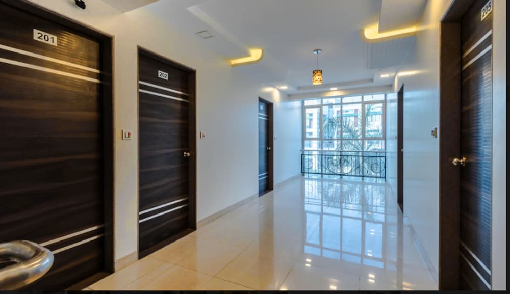 hotel new elite inn hostel