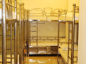 hotel new elite inn hostel