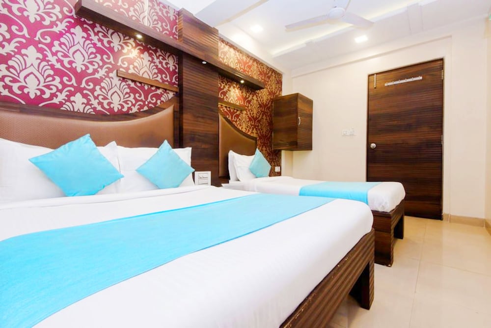 hotel new elite inn hostel