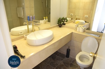 spacious sea view apartment