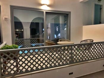 aphrodite luxury apartment