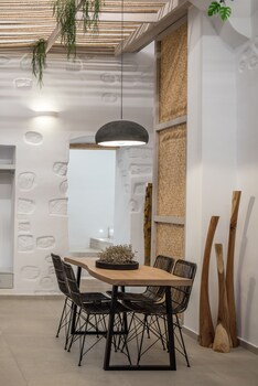 aphrodite luxury apartment