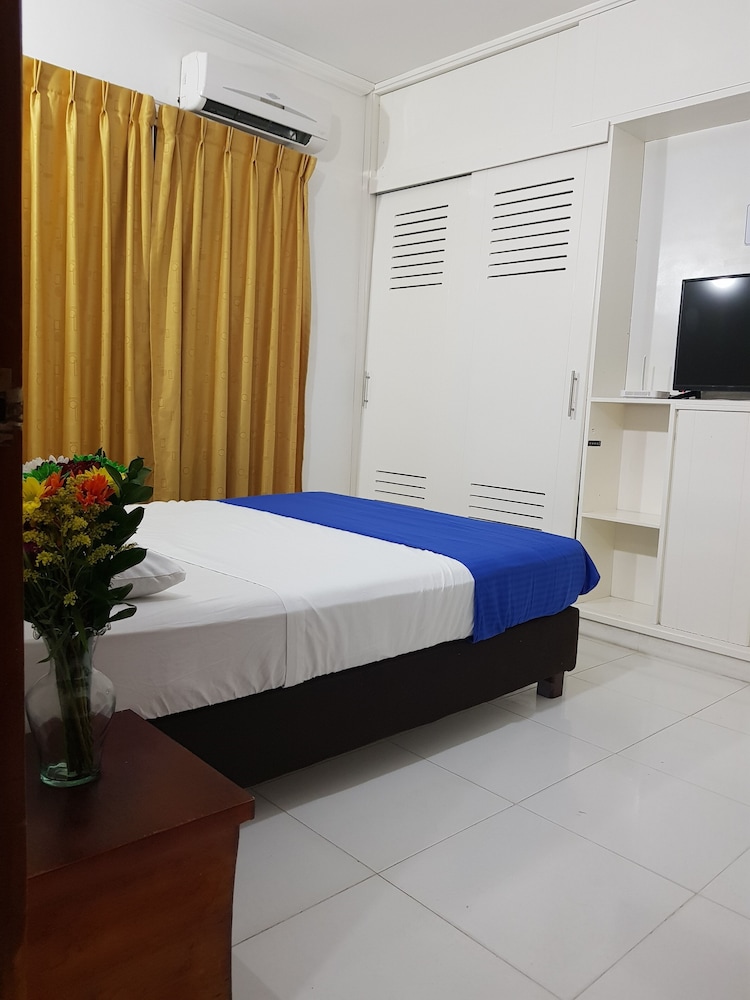 apartamentos playa rodadero