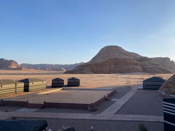 wadi rum desert bedouin life