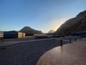 wadi rum desert bedouin life