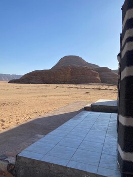 wadi rum desert bedouin life