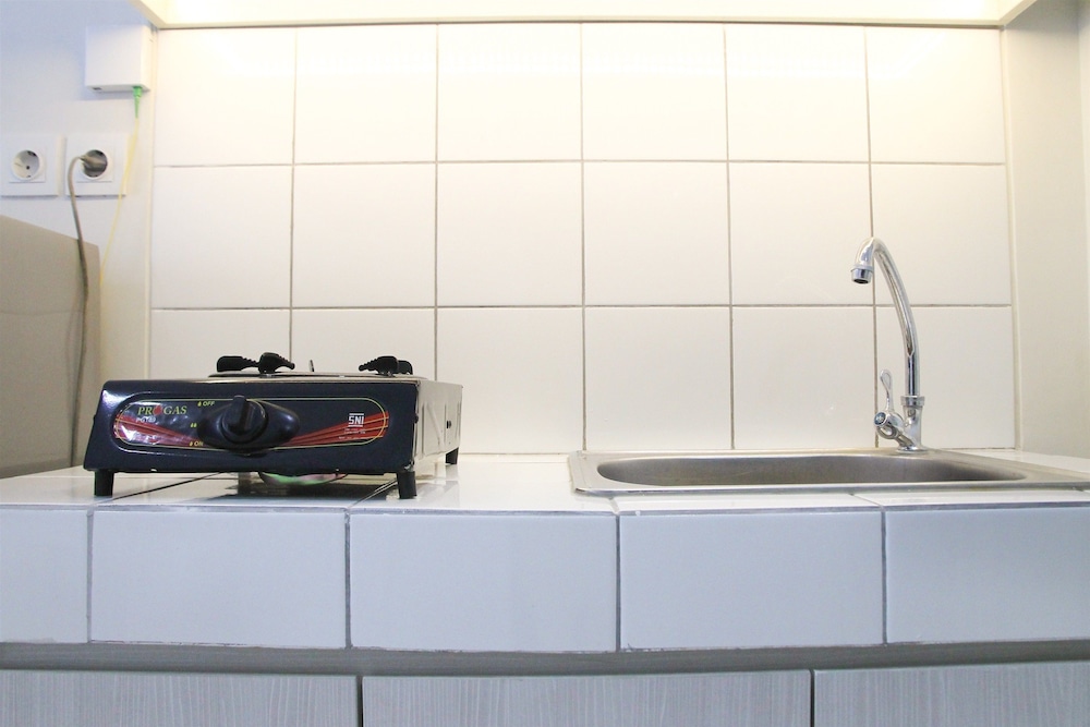 furnished studio apartment the springlake summarecon