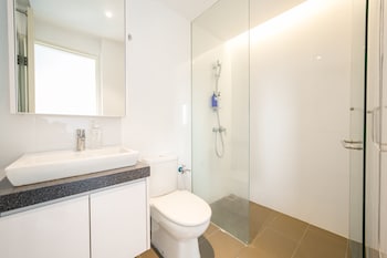 establishement by sleepy bear