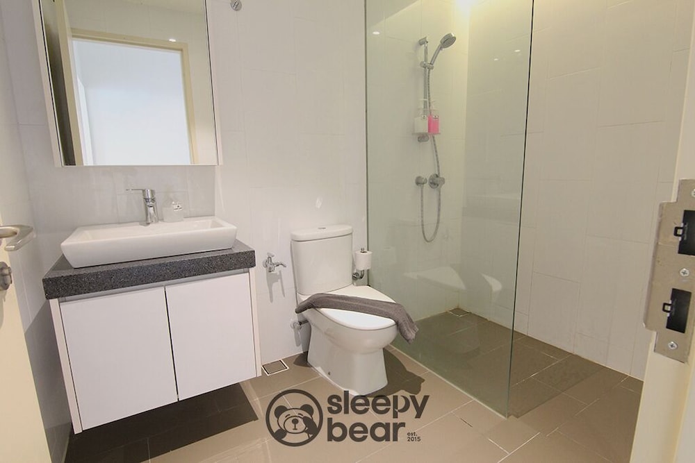 establishement by sleepy bear