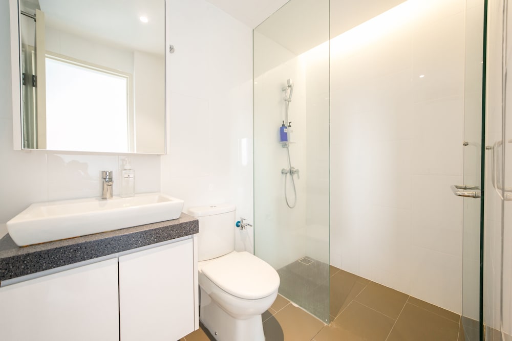 establishement by sleepy bear