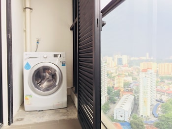 establishement by sleepy bear