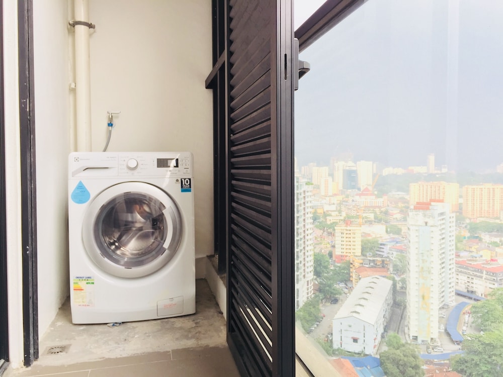 establishement by sleepy bear