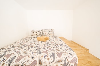 establishement by sleepy bear