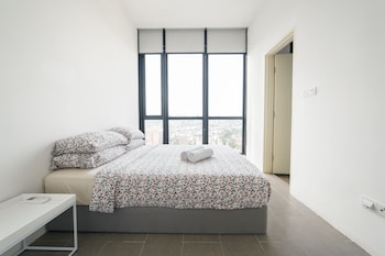 establishement by sleepy bear