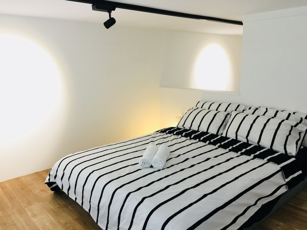 establishement by sleepy bear