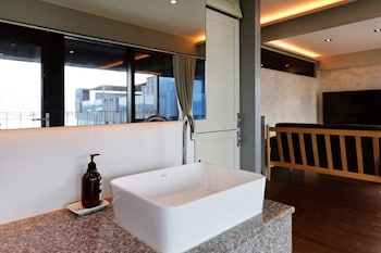 daylight lagomar pension