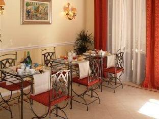 Petit Chateau,Montecatini Terme>>Buggiano,3 star