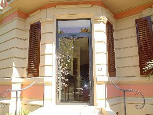 Petit Chateau,Montecatini Terme>>Buggiano,3 star