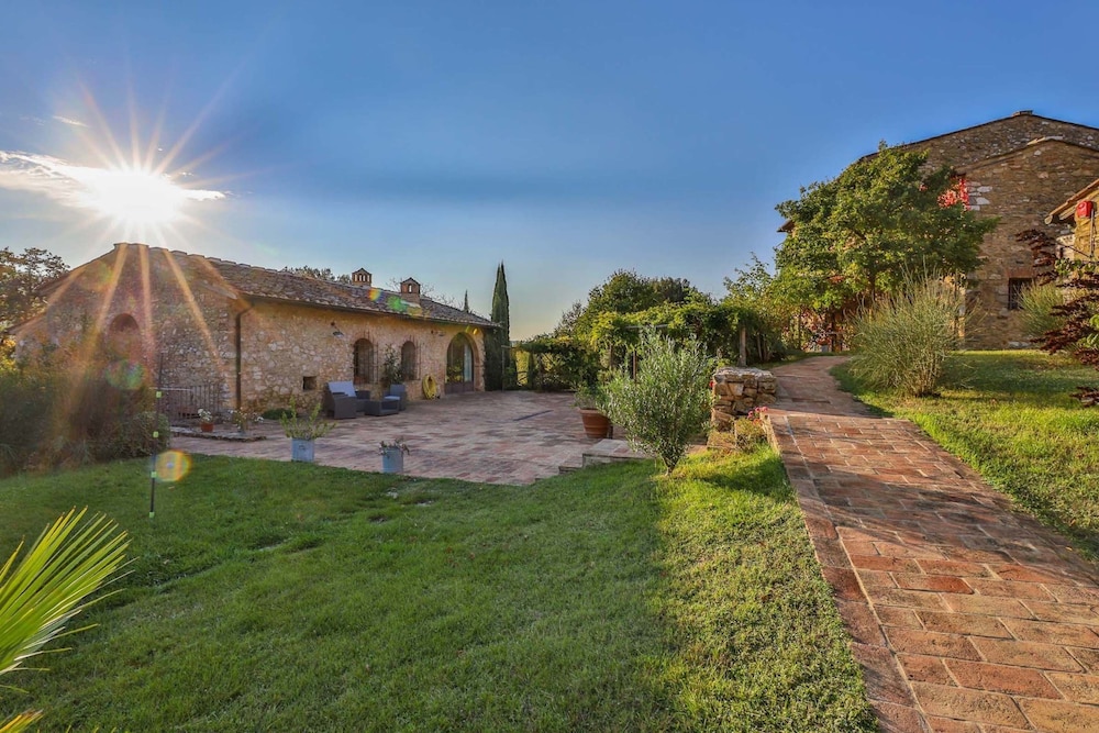 le mascie country house