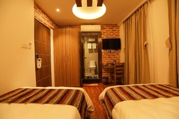 flying yak hotel